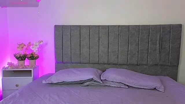 GabbieHill online show from October 22, 2025, 7:46 pm