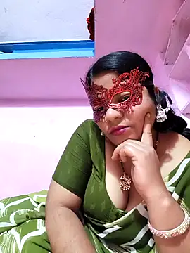 SAIRA-hot online show from November 5, 2025, 6:22 pm