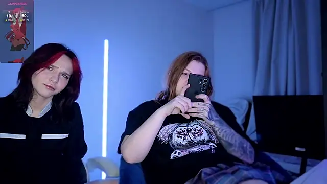 akemichkaa online show from January 13, 2026, 7:07 pm