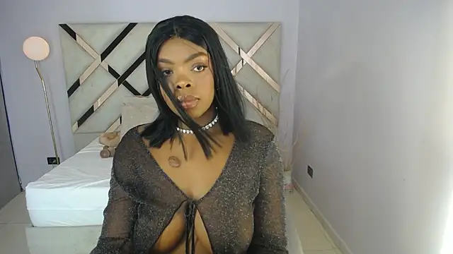 Snapshot of Maiacharris_ chatting on May 28, 2026, 12:11 pm Maiacharris online show from May 28, 2026, 12:11 pm