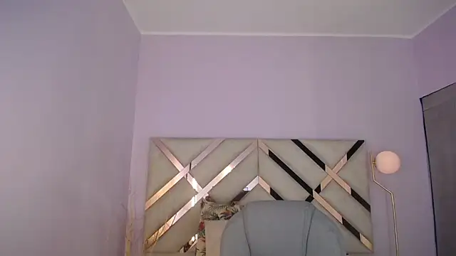Snapshot of Maiacharris_ chatting on May 7, 2026, 12:41 pm Maiacharris online show from May 7, 2026, 12:41 pm