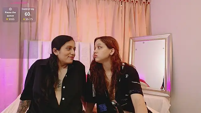 Latins Queens online show from November 10, 2025, 7:30 pm