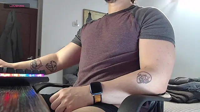 Snapshot of SugaredDigit chatting on September 17, 2025, 1:13 pm SugaredDigit online show from September 17, 2025, 1:13 pm