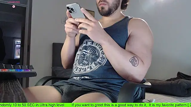 Snapshot of SugaredDigit chatting on October 5, 2025, 9:38 pm SugaredDigit online show from October 5, 2025, 9:38 pm