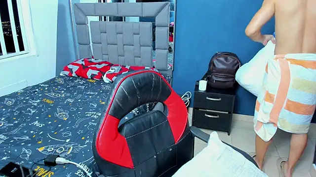 baby david 03 online show from November 2, 2025, 4:17 am