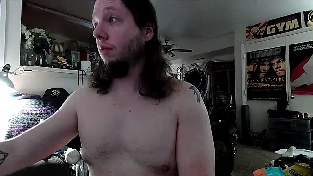 biggerisbetter12 online show from November 6, 2025, 8:46 pm