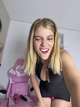  Alicee 1 online show from March 19, 2026, 12:43 am