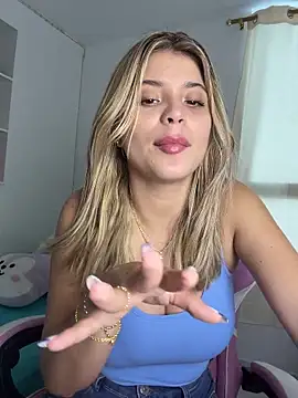 Snapshot of _Alicee_1 chatting on November 2, 2025, 8:14 pm Alicee 1 online show from November 2, 2025, 8:14 pm