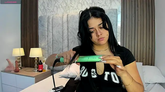 Snapshot of goddessfeetxx chatting on October 18, 2025, 7:38 pm goddessfeetxx online show from October 18, 2025, 7:38 pm