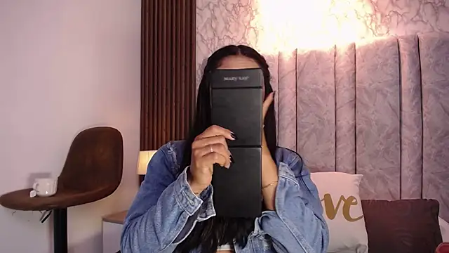 Snapshot of goddessfeetxx chatting on November 12, 2025, 8:45 pm goddessfeetxx online show from November 12, 2025, 8:45 pm