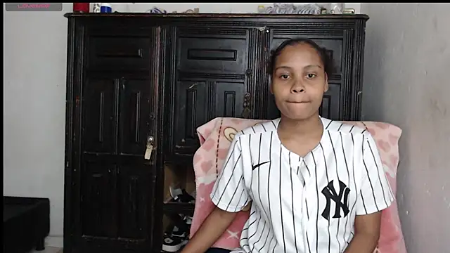 kataleya2021 online show from October 29, 2025, 10:20 pm