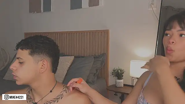 Little Emma 11 online show from April 4, 2026, 3:18 pm