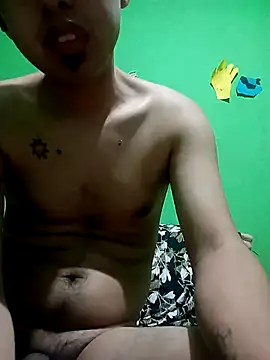 Snapshot of Dante2025xxx chatting on May 3, 2026, 5:56 am Dante2025xxx online show from May 3, 2026, 5:56 am