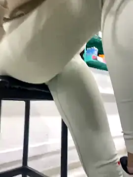 elegant  rouse online show from October 30, 2025, 3:27 am