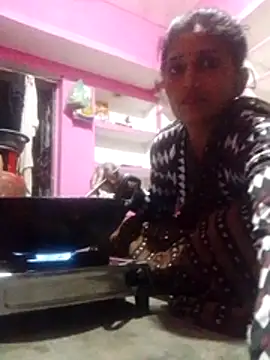 Pooja shre online show from November 17, 2025, 3:16 pm