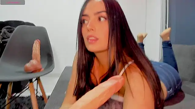 ZafiLov online show from November 7, 2025, 1:32 am