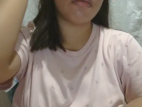 Snapshot of ChubbyButty chatting on July 8, 2026, 1:56 pm ChubbyButty online show from July 8, 2026, 1:56 pm