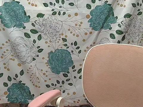 Snapshot of ChubbyButty chatting on January 18, 2026, 10:57 pm ChubbyButty online show from January 18, 2026, 10:57 pm