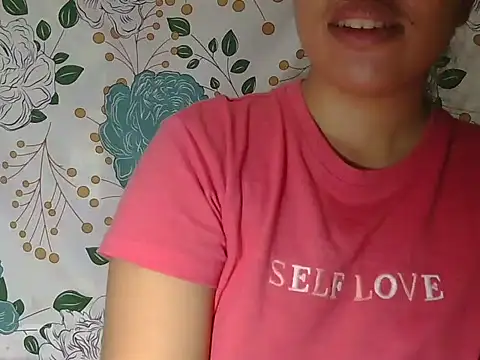 Snapshot of ChubbyButty chatting on February 12, 2026, 12:43 am ChubbyButty online show from February 12, 2026, 12:43 am