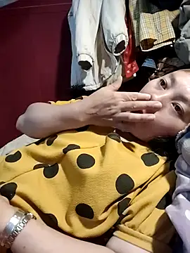 Snapshot of Sinhlinh2020 chatting on December 17, 2025, 12:48 am Sinhlinh2020 online show from December 17, 2025, 12:48 am