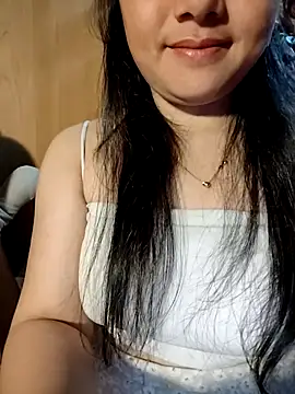 Snapshot of Sinhlinh2020 chatting on April 27, 2026, 2:04 pm Sinhlinh2020 online show from April 27, 2026, 2:04 pm