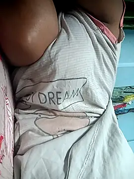 Snapshot of Mango_Fruty chatting on November 5, 2025, 10:02 pm Mango Fruty online show from November 5, 2025, 10:02 pm