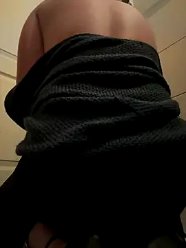 AnonBitch93 online show from October 21, 2025, 4:34 am