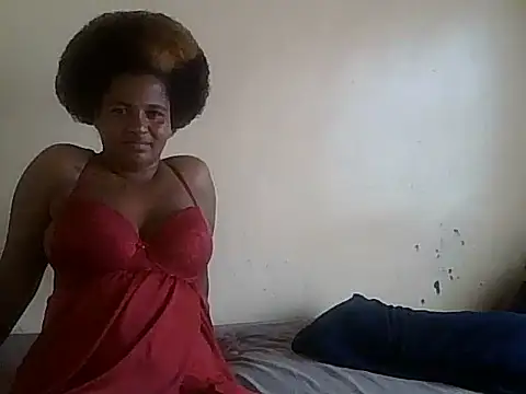 carameldiva01 online show from December 21, 2025, 7:43 am