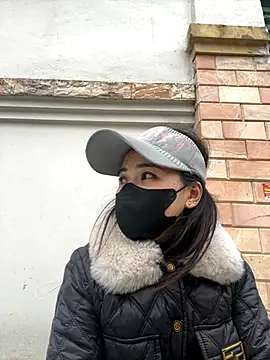 Phale2x online show from November 19, 2025, 2:22 am