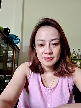 Baby-bigboobs20 online show from November 28, 2025, 3:28 am