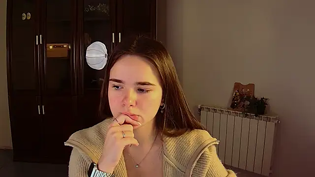 May Bloom online show from October 31, 2025, 5:15 am