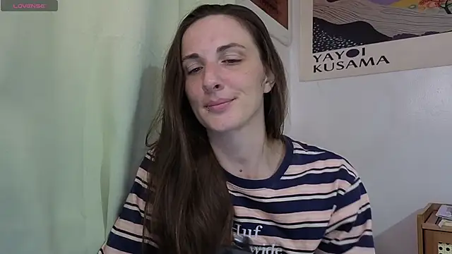 Snapshot of mistressaurora chatting on November 17, 2025, 5:39 pm mistressaurora online show from November 17, 2025, 5:39 pm