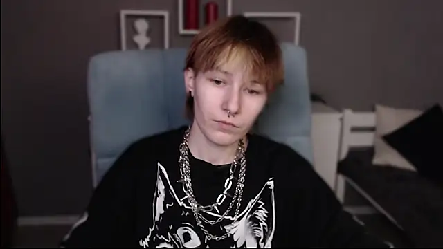 guitarandangell online show from March 10, 2026, 5:00 am