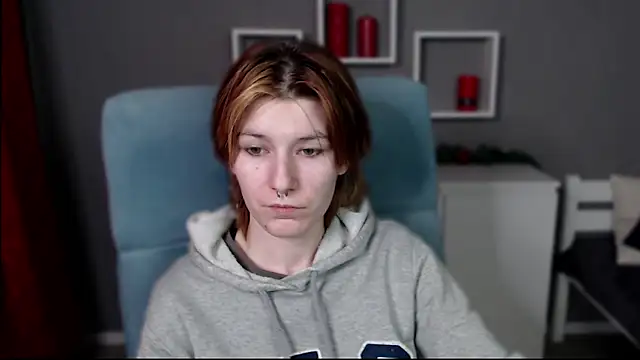 Snapshot of guitarandangell chatting on February 5, 2026, 6:31 am guitarandangell online show from February 5, 2026, 6:31 am