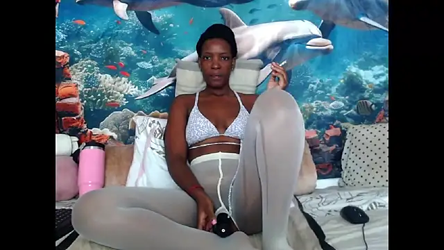 AfricanBarbiee69 online show from April 10, 2026, 5:36 am