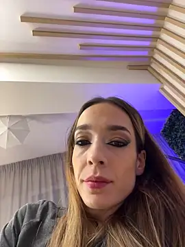 Snapshot of LolaVixxxen chatting on November 28, 2025, 6:41 pm LolaVixxxen online show from November 28, 2025, 6:41 pm