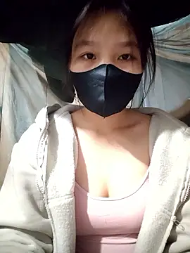 Snapshot of linh-miu99 chatting on January 11, 2026, 1:45 am linh-miu99 online show from January 11, 2026, 1:45 am