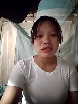 Snapshot of linh-miu99 chatting on March 3, 2026, 1:12 am linh-miu99 online show from March 3, 2026, 1:12 am