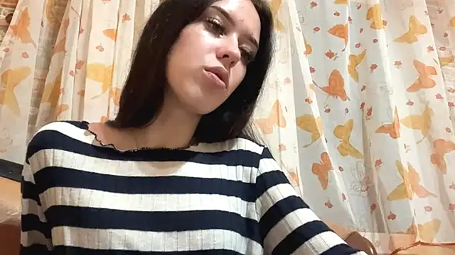 LoreleiFolta online show from November 3, 2025, 11:08 pm