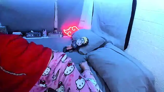 MartesBratty online show from April 12, 2026, 10:57 pm