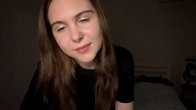 MyraLitterers online show from December 14, 2025, 3:17 pm