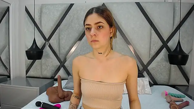 AriaWillss online show from November 1, 2025, 11:59 am