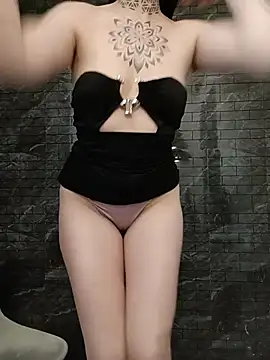 Porcellina181 online show from November 27, 2025, 5:57 pm