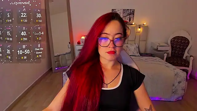 Amaraa couper1 online show from November 18, 2025, 3:10 am