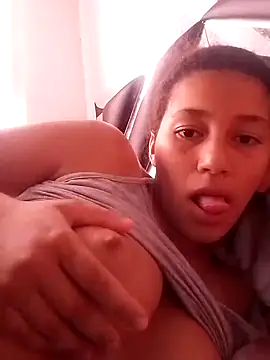 Kiittyy doll online show from November 3, 2025, 2:53 pm