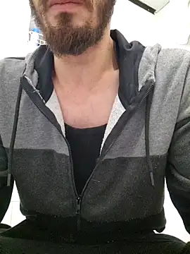 16enes16 online show from December 17, 2025, 1:38 pm