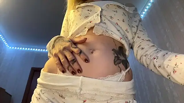 Twist drip blonde online show from November 26, 2025, 2:17 pm