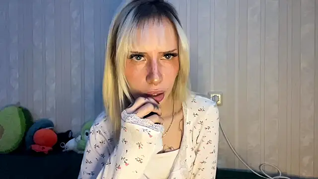 Twist drip blonde online show from November 29, 2025, 11:21 am