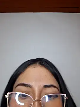 chloebrownn03 online show from November 21, 2025, 10:42 pm