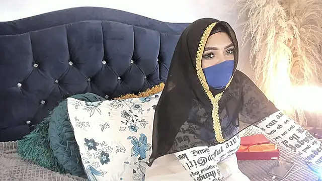 Snapshot of Inaya_Khalifa chatting on November 28, 2025, 12:00 am Inaya Khalifa online show from November 28, 2025, 12:00 am